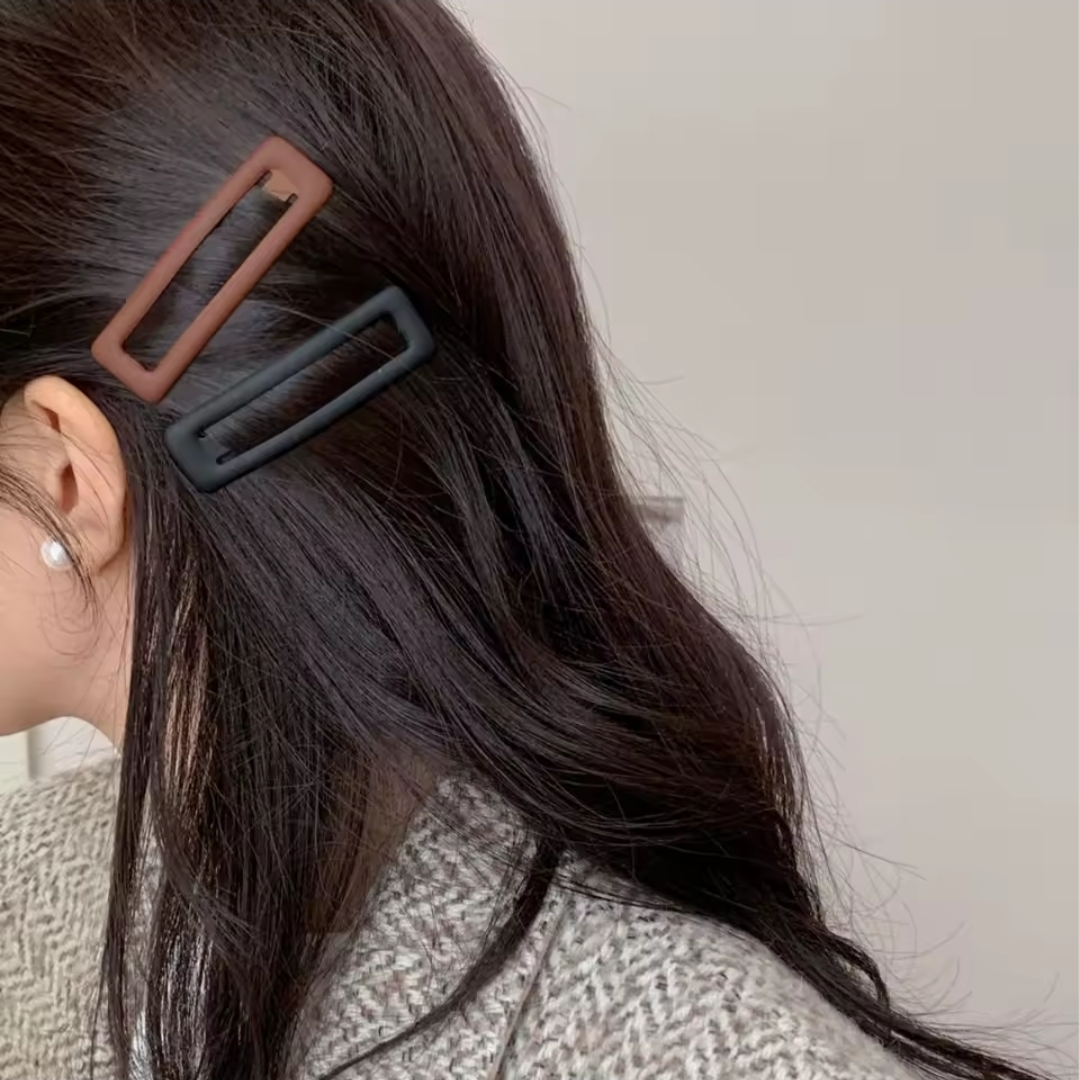 HEBILLAS PARA EL CABELLO EN BLANCO Y NEGRO X 10 UNIDADES - ZJ222106 - Imagen 3