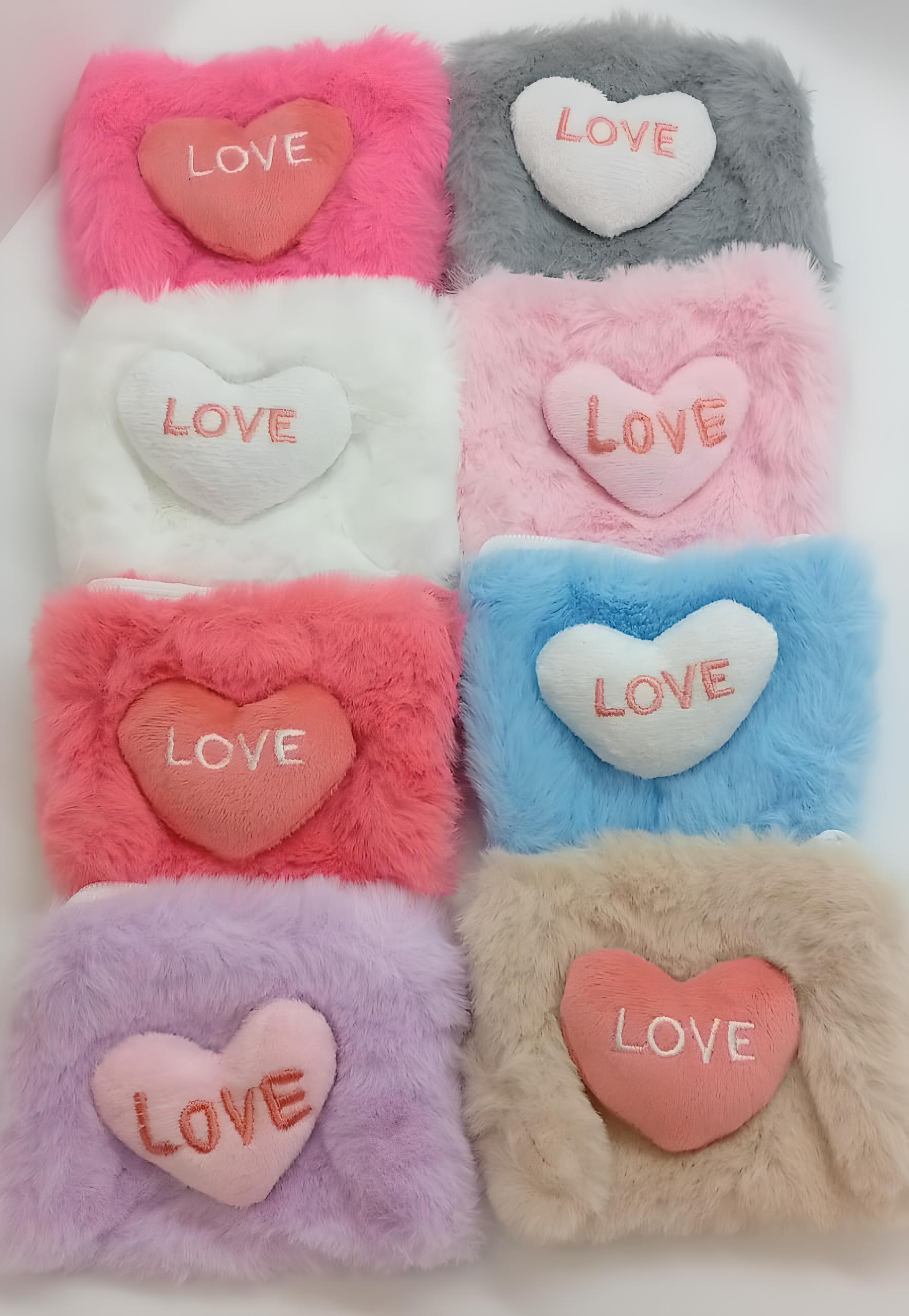 MONEDEROS DE PELUCHE CON CORAZÓN LOVE ZJ223385
